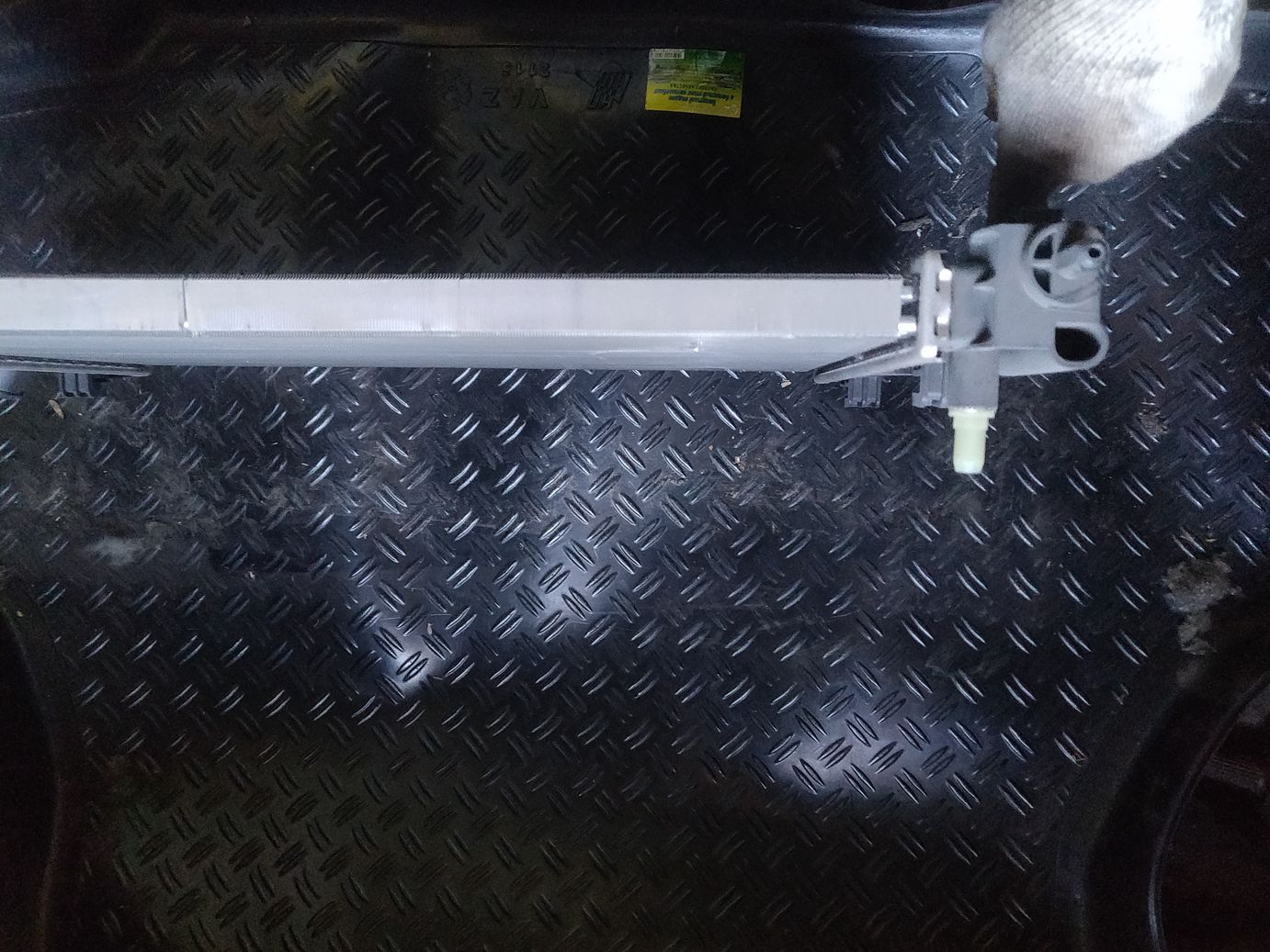 Радиатор охлаждения BEHR C860 для а/м  Opel Corsa D