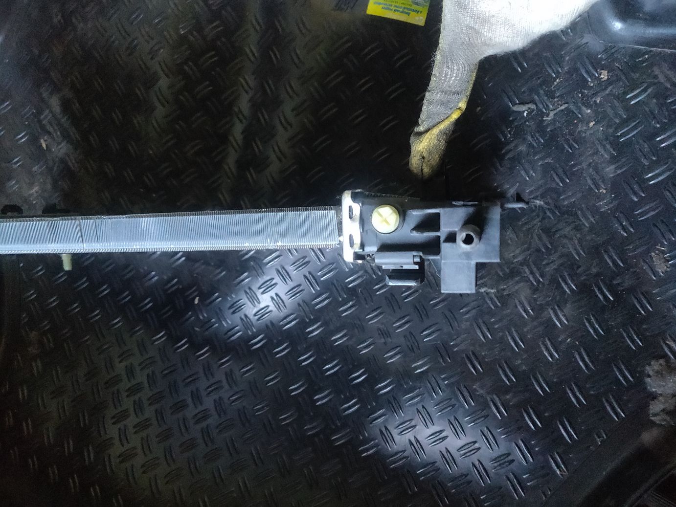 Радиатор охлаждения BEHR C860 для а/м  Opel Corsa D