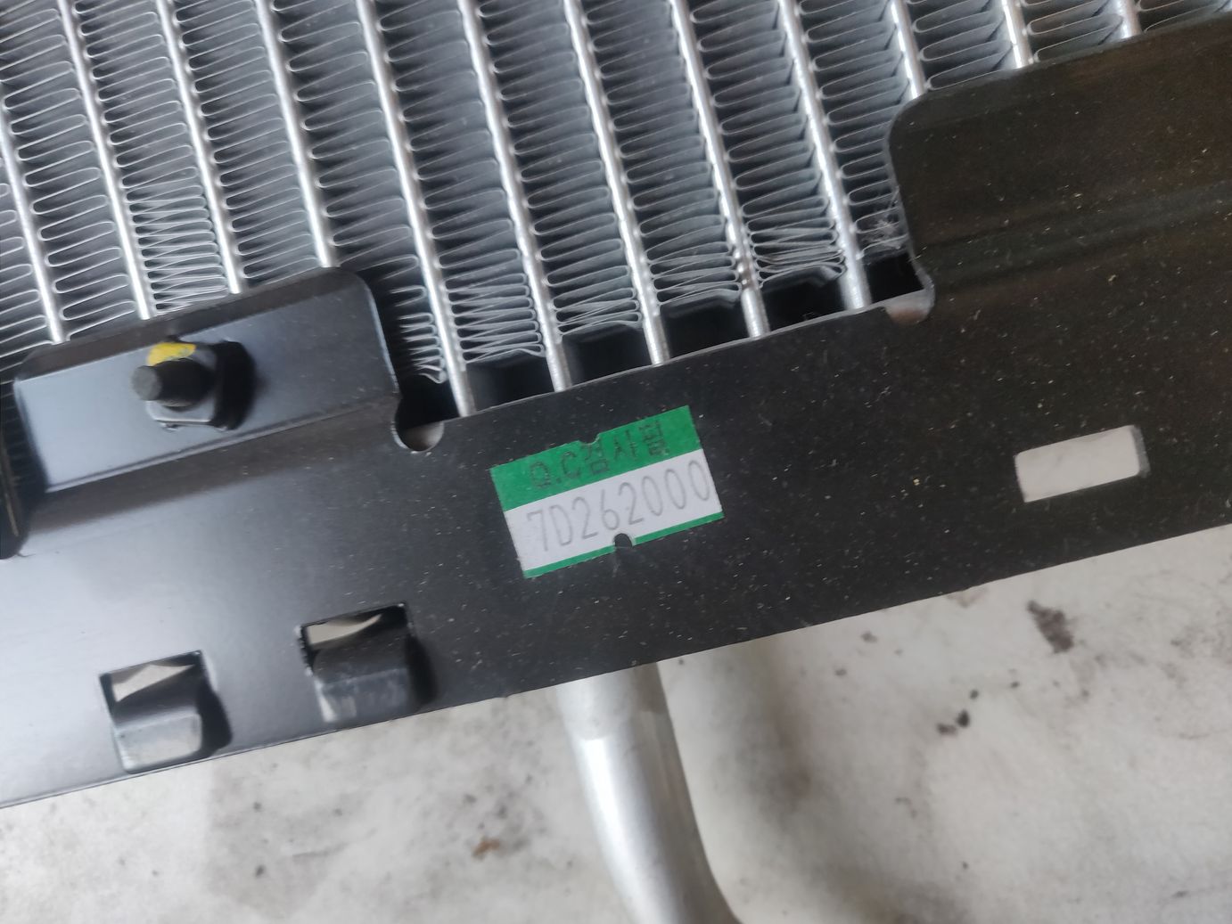 Радиатор кондиционера с осушителем на а/м Chevrolet Lanos