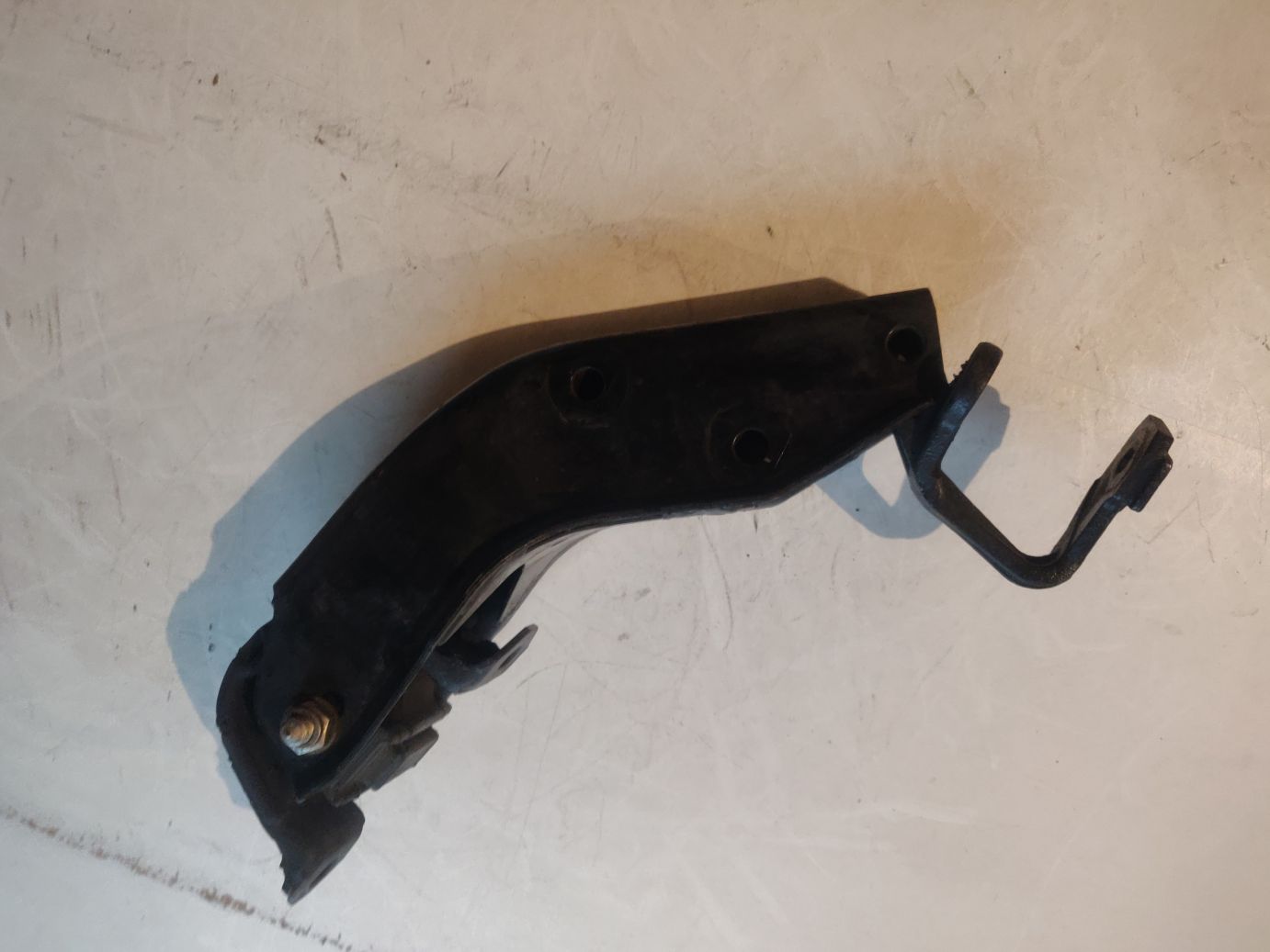 Кронштейн двигателя на Chevrolet Lanos