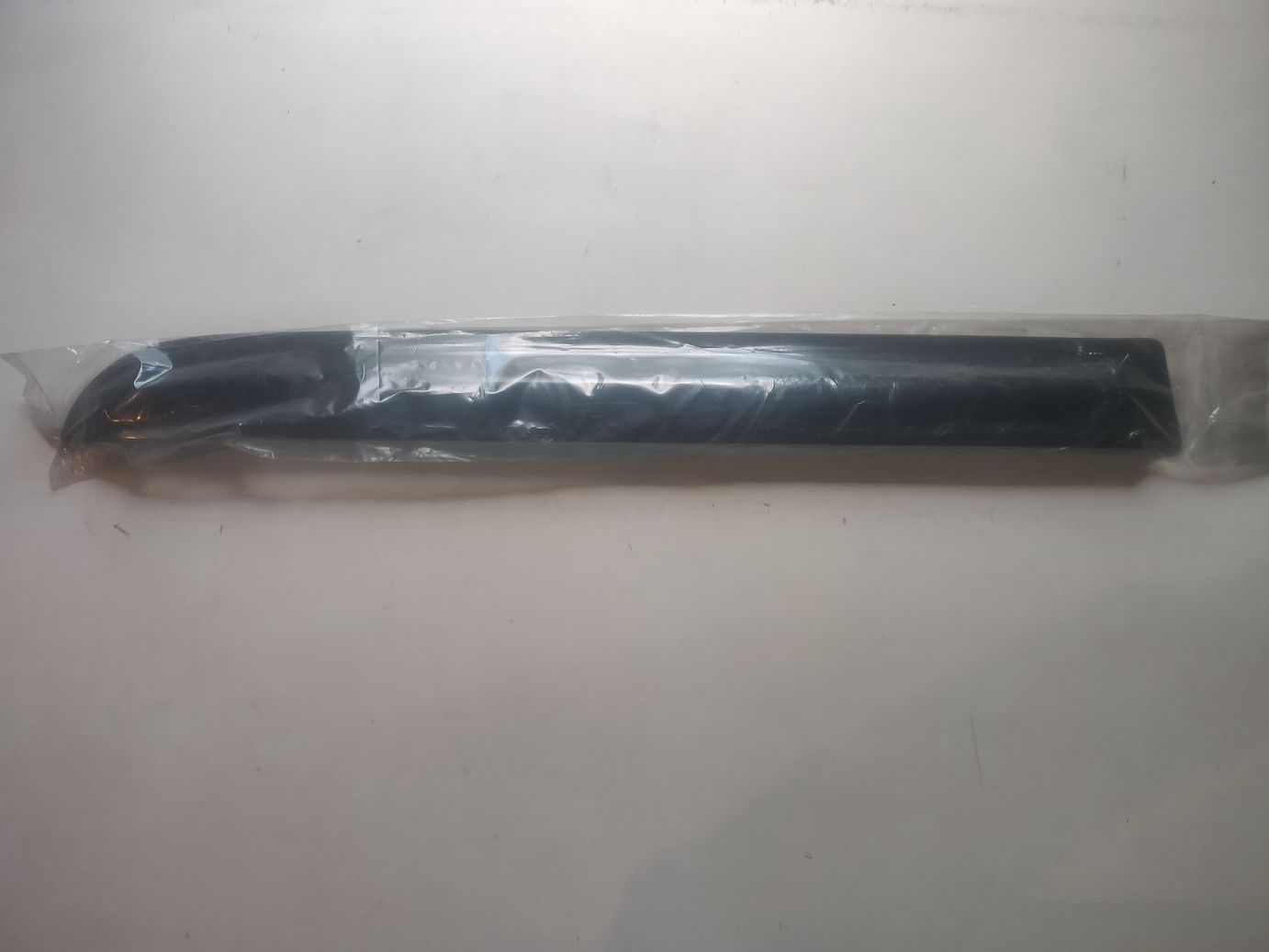 Ветровик 001 задн.прав.двери