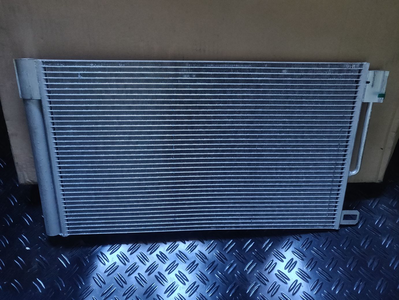 Радиатор кондиционера с осушителем GM для а/м Opel Corsa D