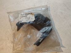 Кронштейн панели переднего бампера правый GM на Chevrolet Captiva (C100)