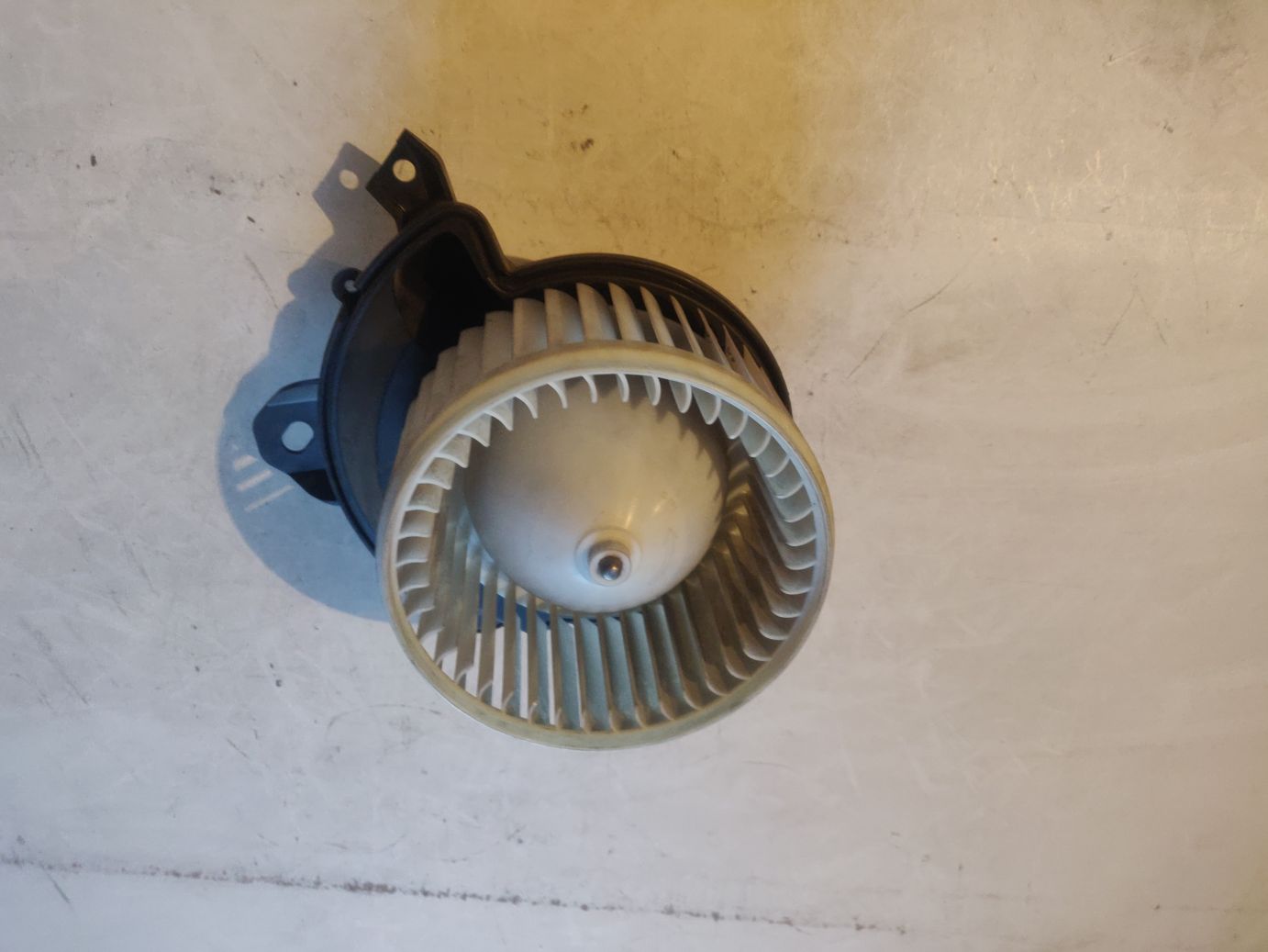 Вентилятор отопителя Denso на OPEL Corsa D