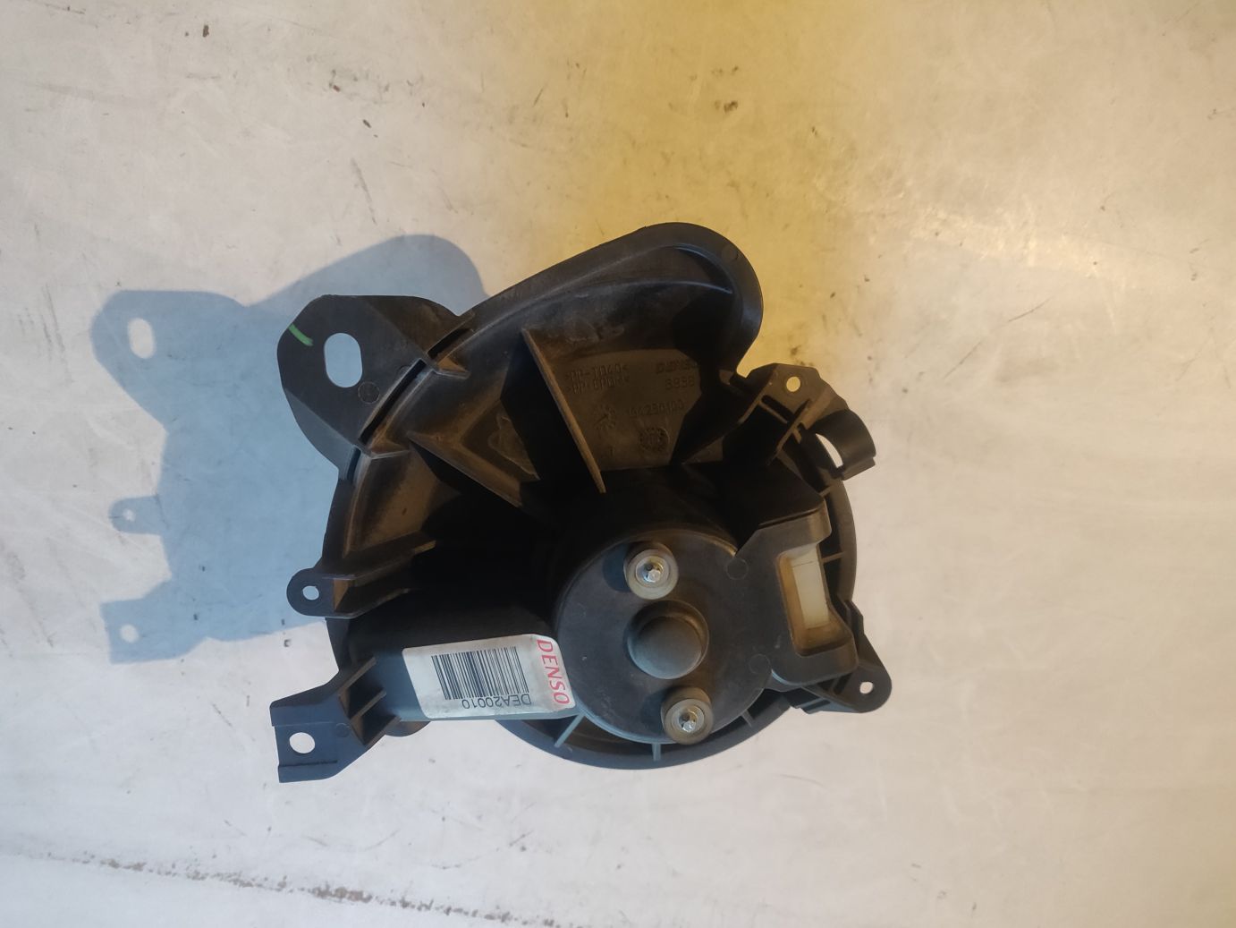 Вентилятор отопителя Denso на OPEL Corsa D