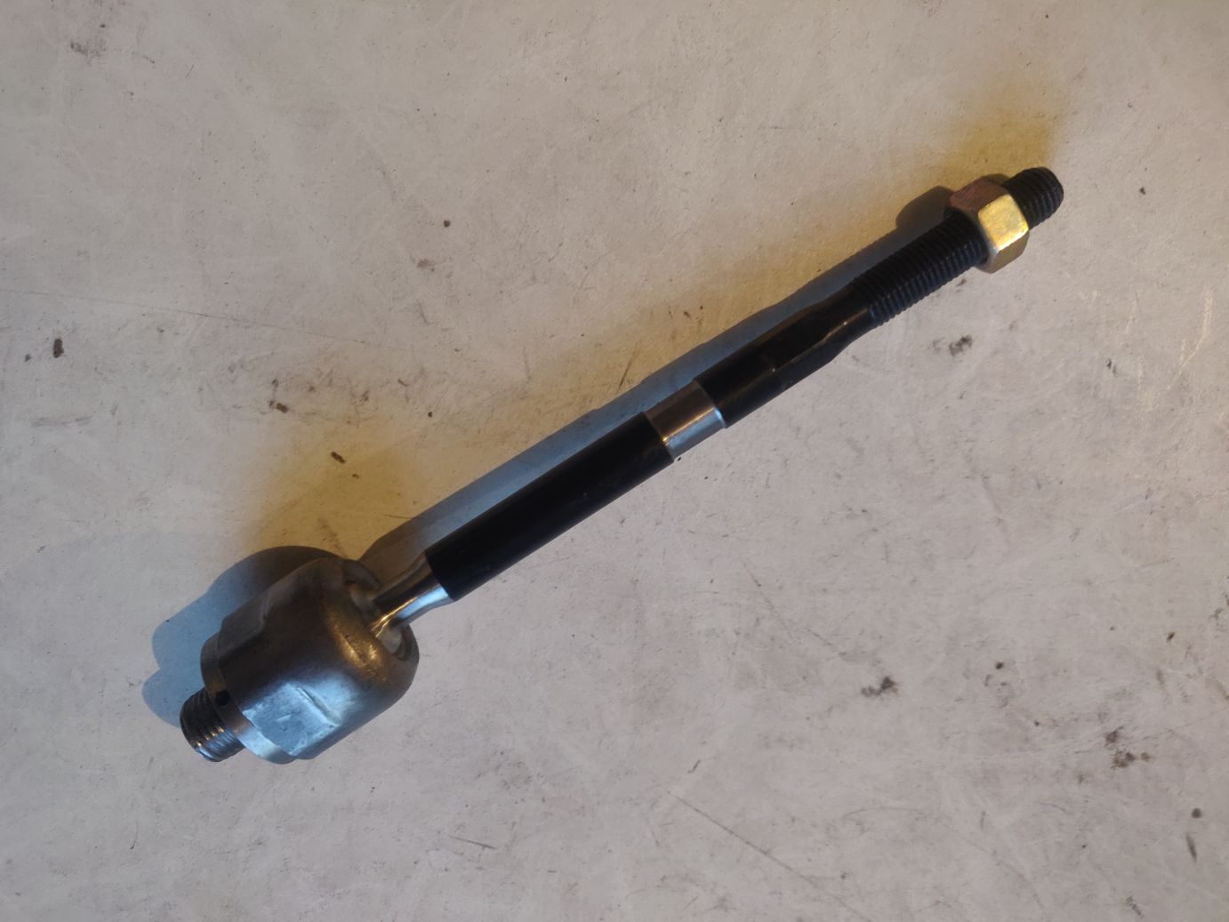 Тяга рулевая 05
