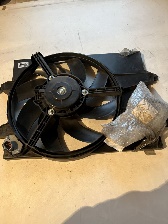 Вентилятор охлаждения мотора Nissens на FORD C-Max, Focus, Focus седан II, MAZDA 3