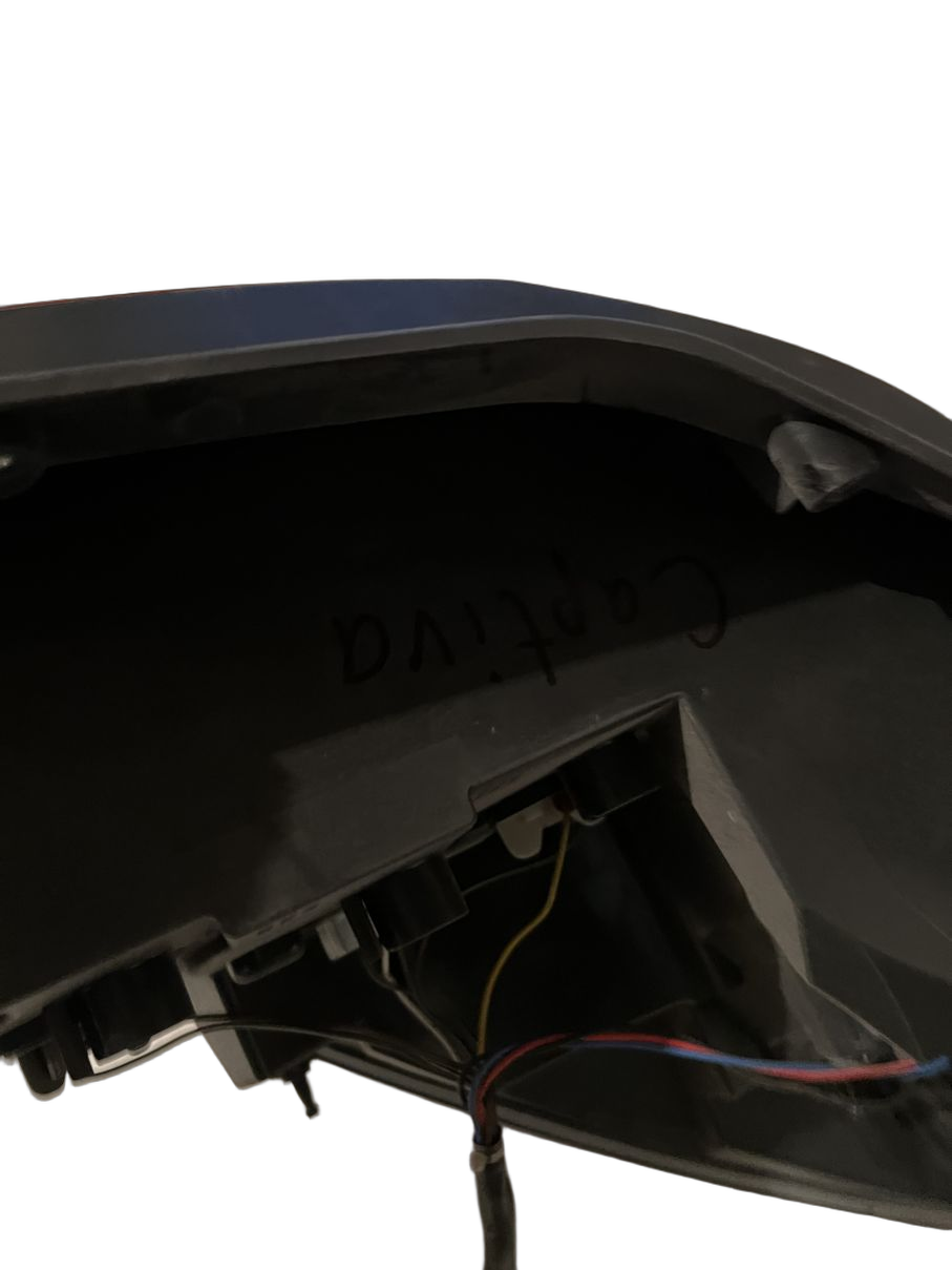 Фонарь задний задний правый на Chevrolet Captiva C140 