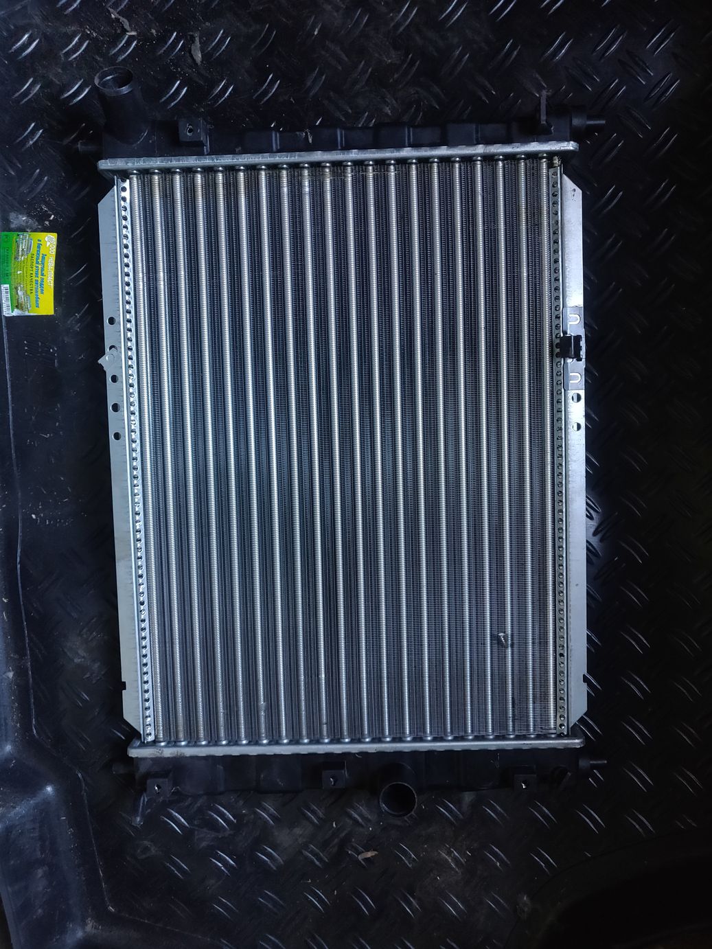 Радиатор охлаждения для а/м  Chevrolet AVEO (T200), Lanos