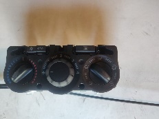 Панель управления отопителем на Opel Corsa D