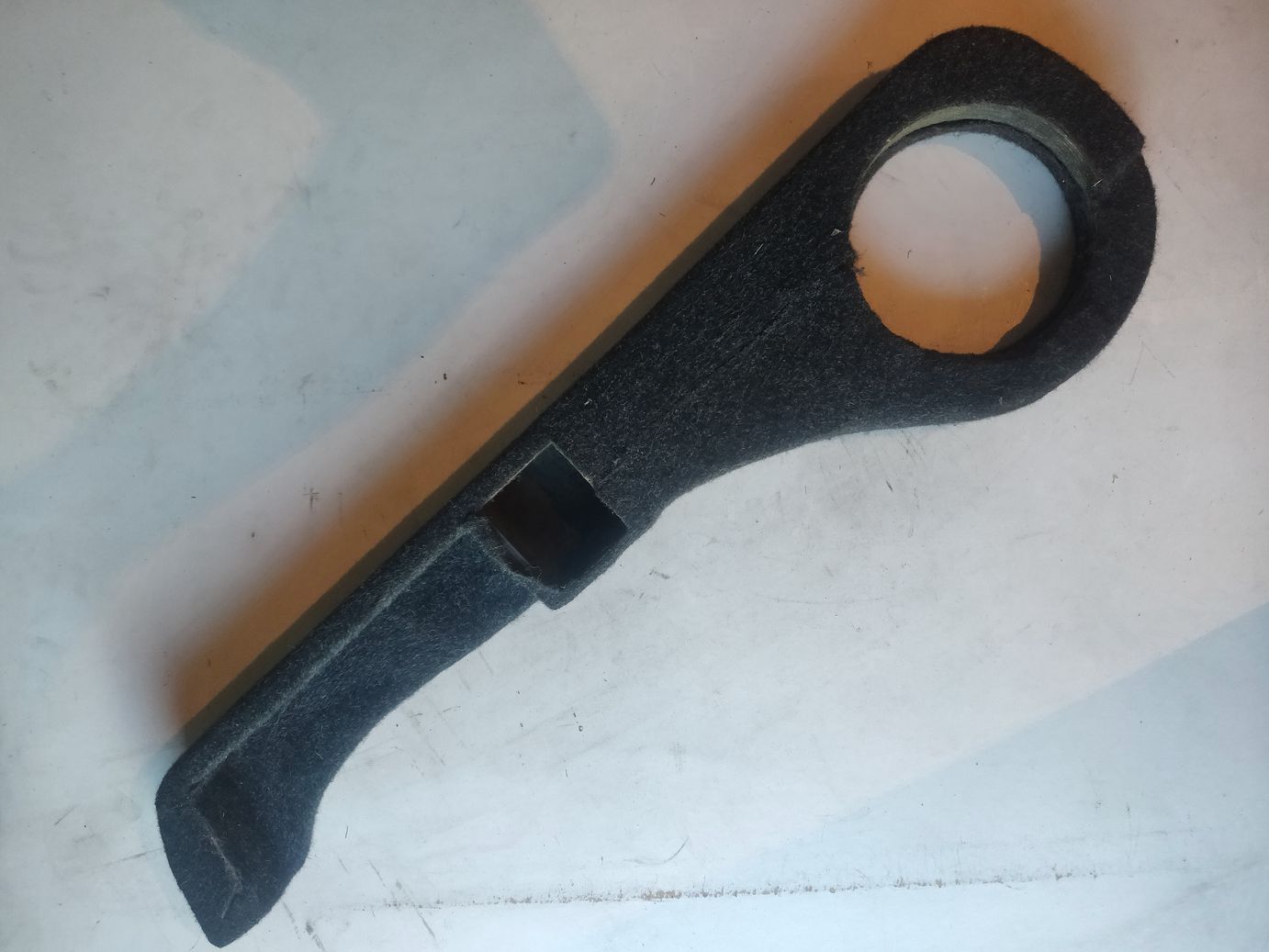 Подиум акустический левый на Ваз 