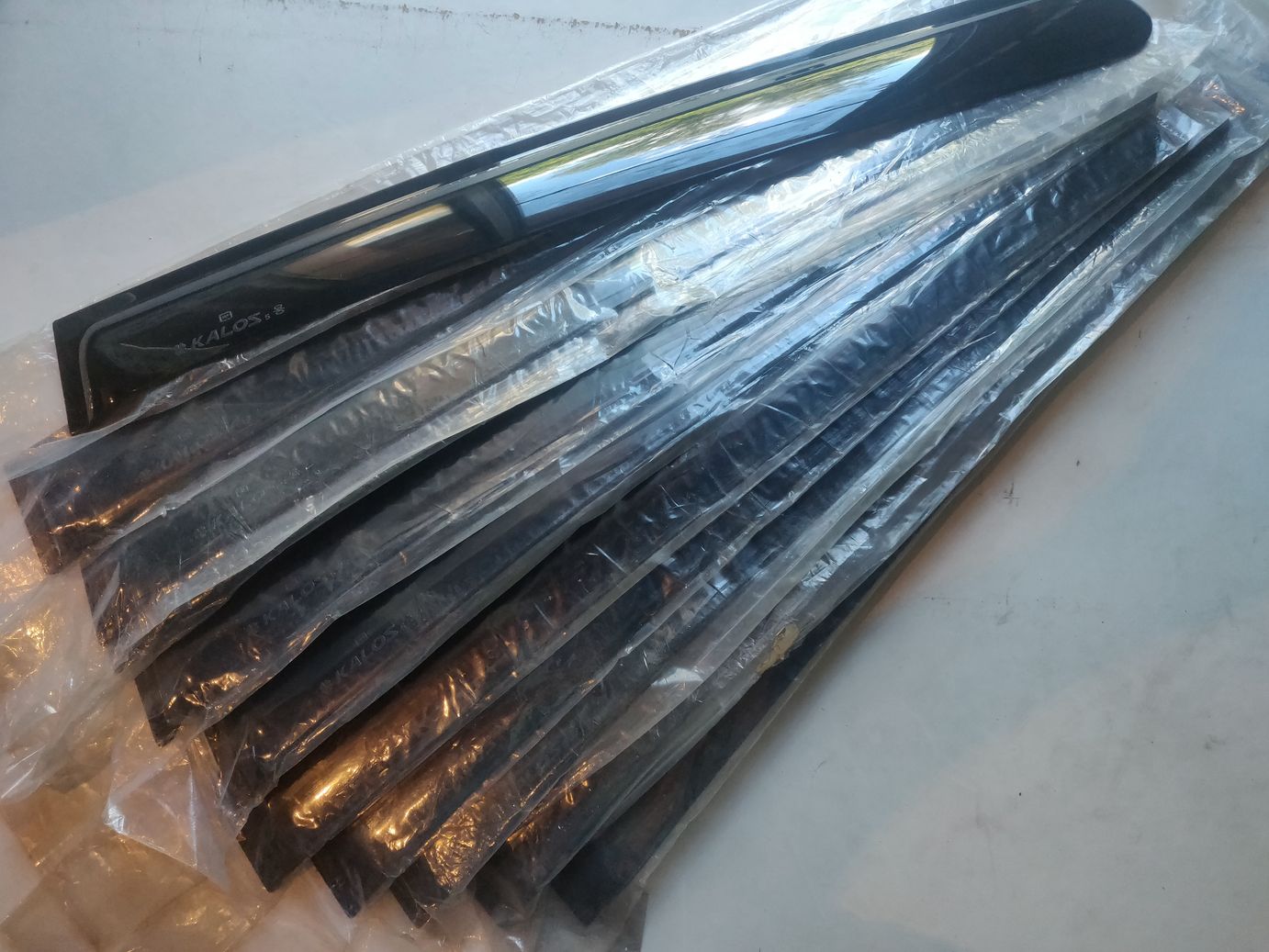 Ветровик Kalos 5 задн.прав.двери